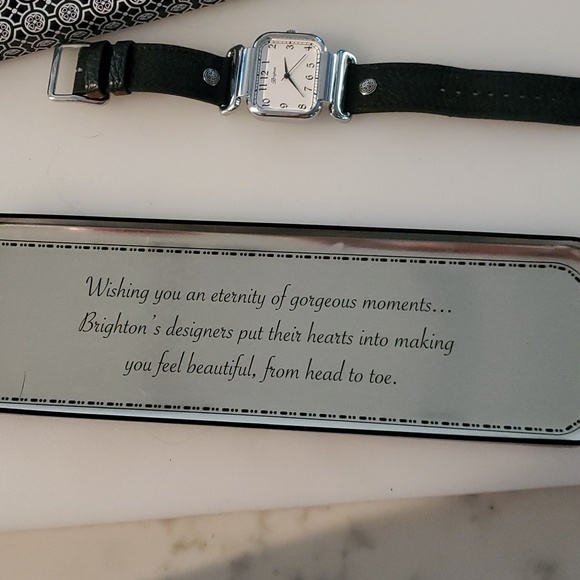 Ladies watch - Picture 2 of 3